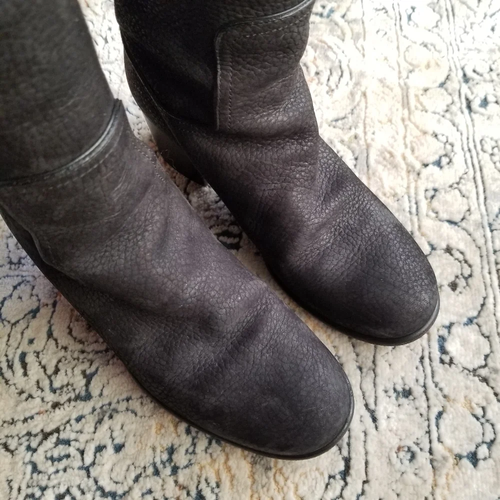 LOUIS VUITTON Black Grained Leather Suede Knee High Boots 35.5 - Picture 8 of 17